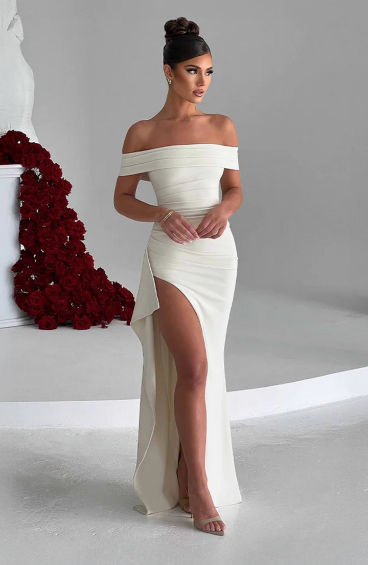 Ivy Sculptée deLuxe Maxi Dress