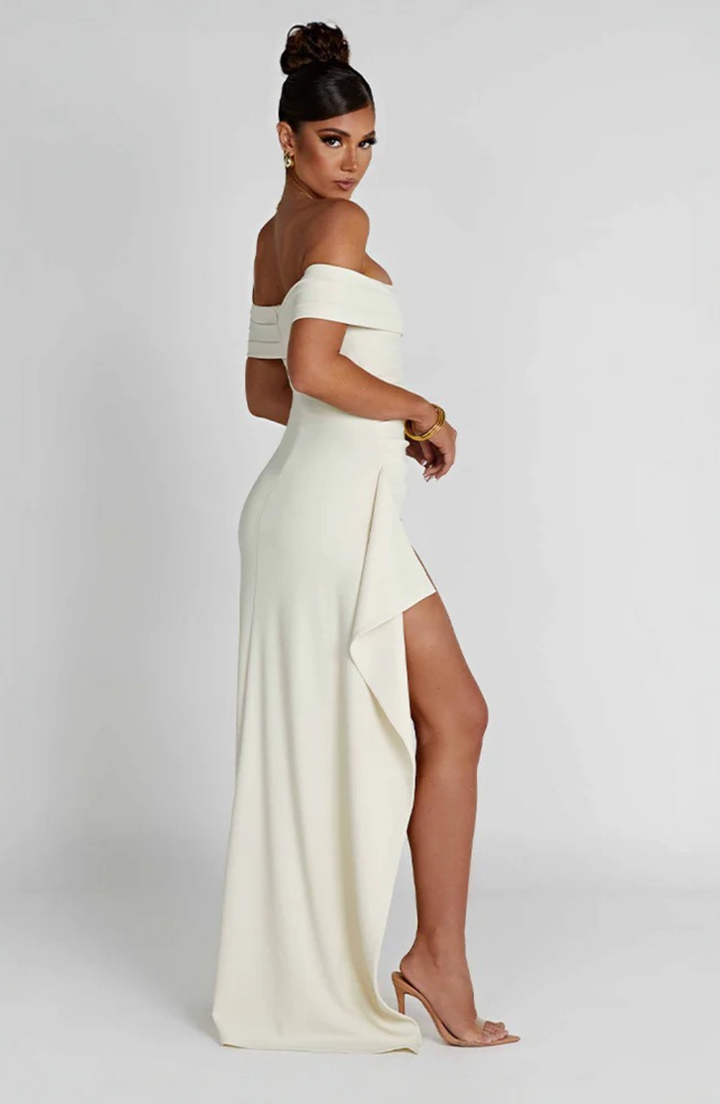 Ivy Sculptée deLuxe Maxi Dress