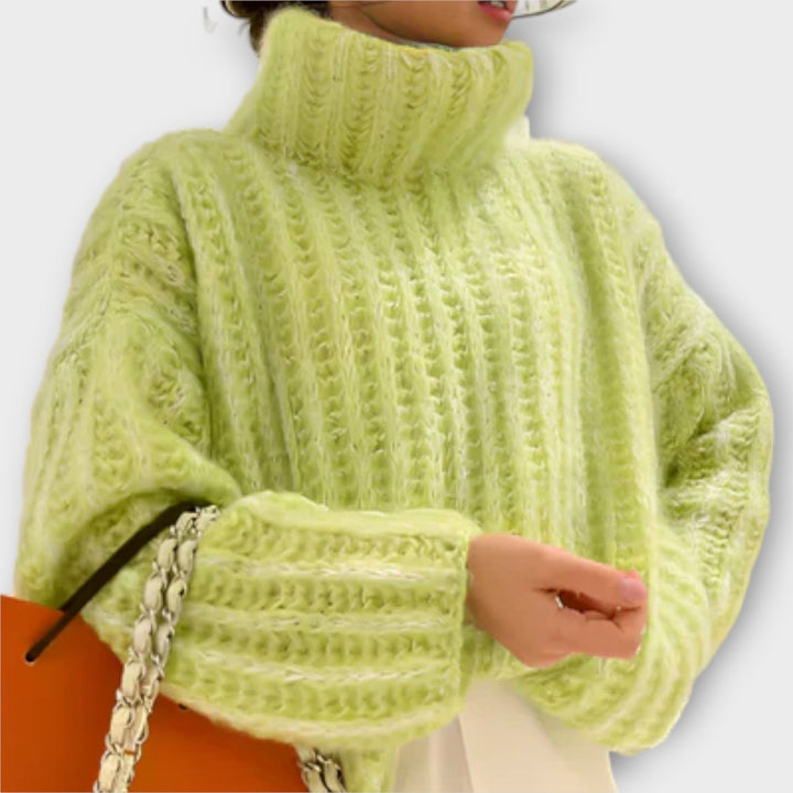 Soft women's hoodie with long sleeves