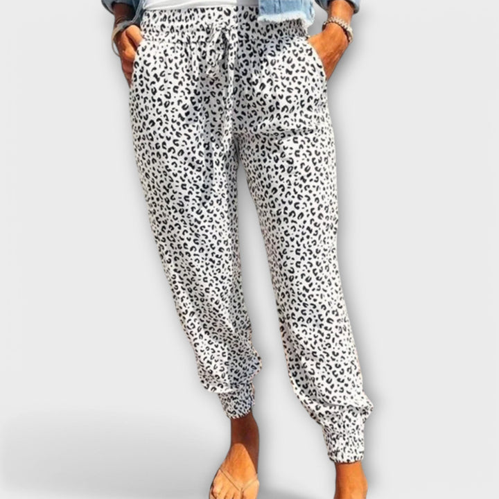 Leo Trousers with Wide Legs