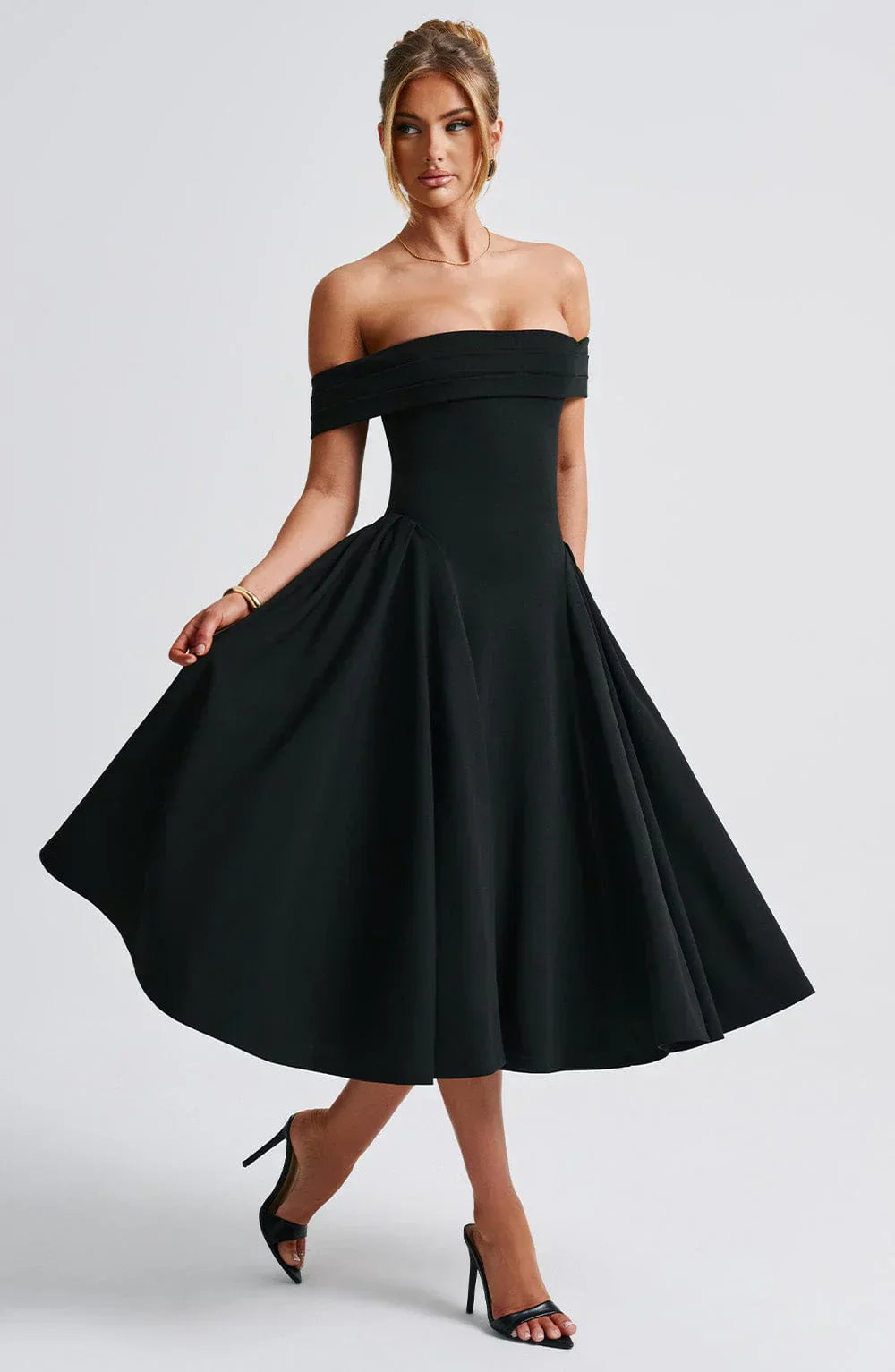 Ivy Effortlessly Elegant Midi Dress